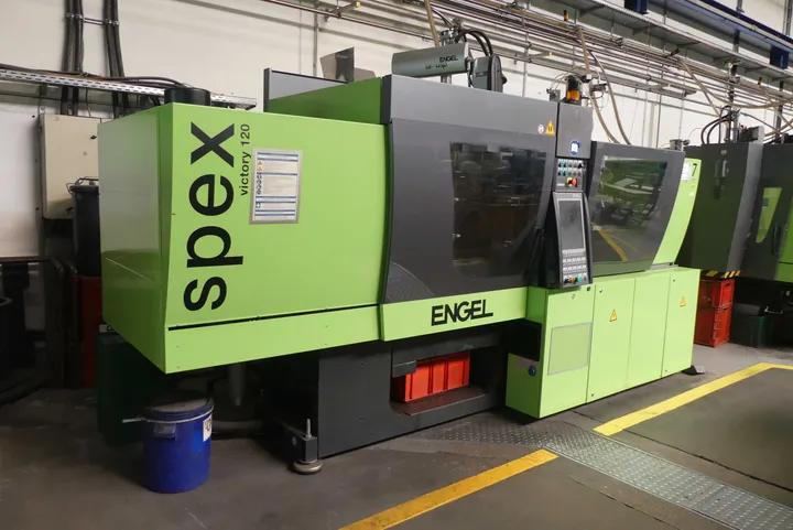 ENGEL Victory 330/120 spex